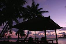 Gazebos, Umbrellas & Tropical Cabins - Tiled